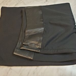 Black skirt xl